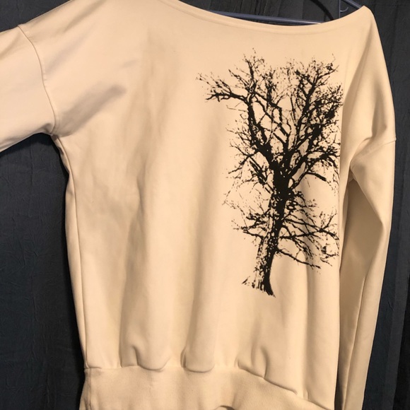 Various tops - Picture 4 of 7